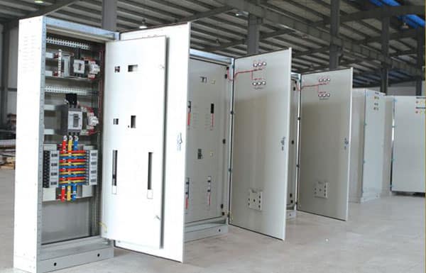 Tủ điện hạ thế- tủ điện phân phối tổng Nguyễn Huy